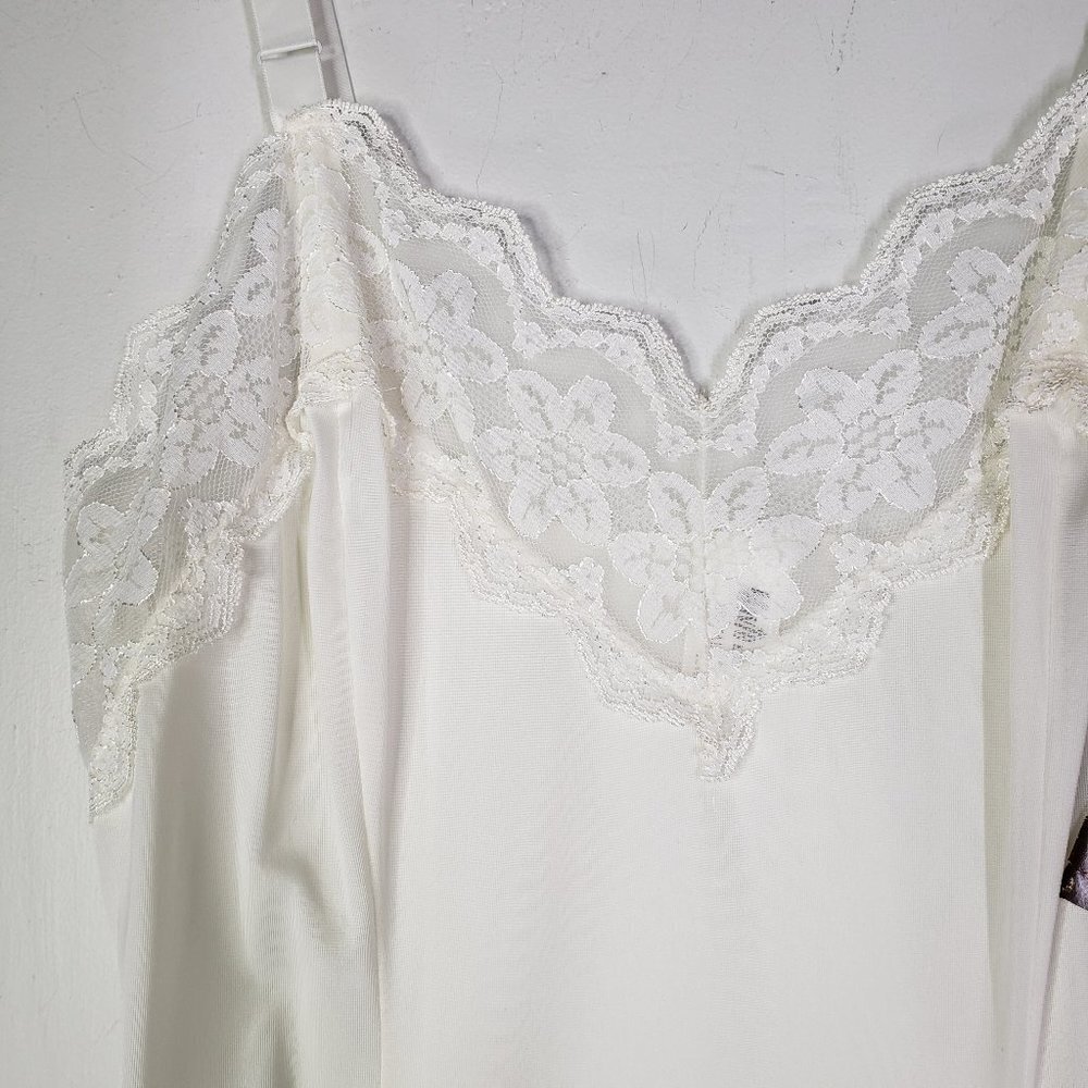 Vintage‎ NWT Movie Star Lace Trimmed Slip White Nylon 34-Tall S XS - Picture 2 of 12